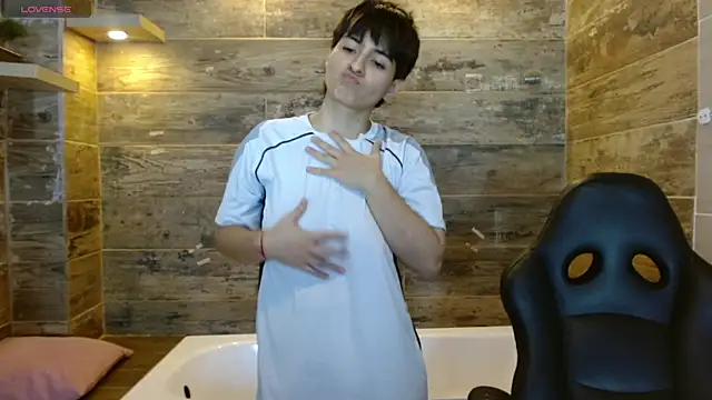 Bryce Evans online show from December 20, 9:00 pm