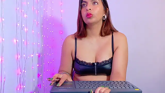 im anna  online show from September 26, 10:47 pm