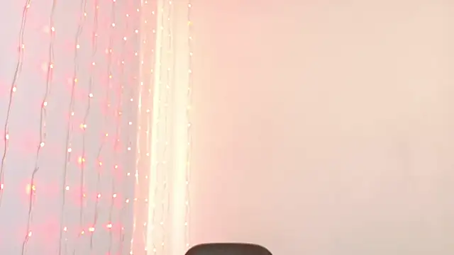 im anna  online show from October 8, 8:06 pm