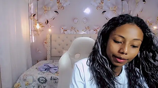 jasmin brunette  online show from February 13, 3:03 pm