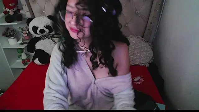 Snapshot of CherieCurl chatting on October 28, 1:42 am CherieCurl online show from October 28, 1:42 am