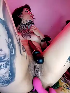 taaylor33 online show from January 2, 8:39 am