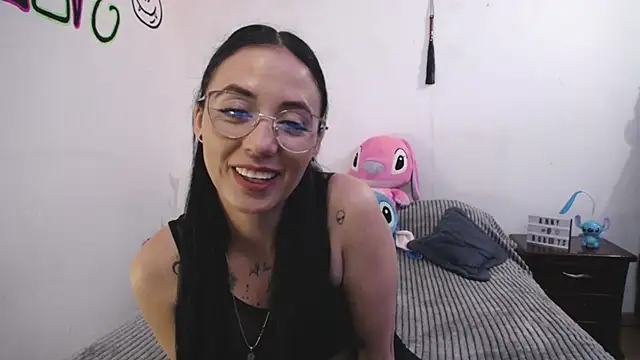 Snapshot of anny_roberts chatting on February 9, 7:30 pm anny roberts online show from February 9, 7:30 pm