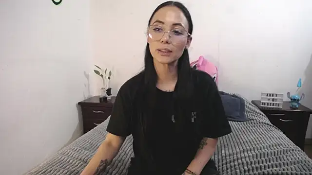 Snapshot of anny_roberts chatting on March 20, 12:08 am anny roberts online show from March 20, 12:08 am