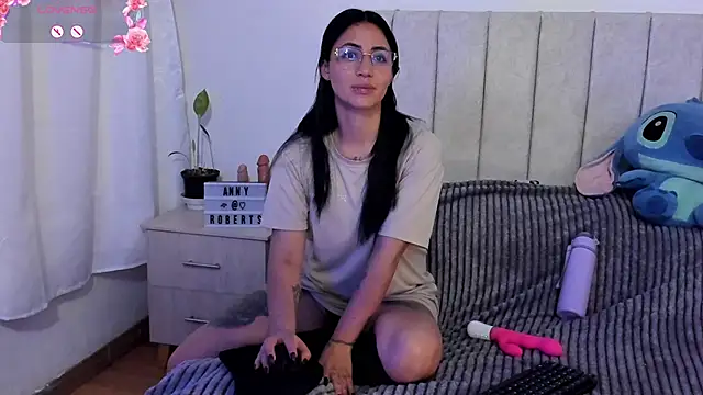 Snapshot of anny_roberts chatting on October 27, 11:25 am anny roberts online show from October 27, 11:25 am