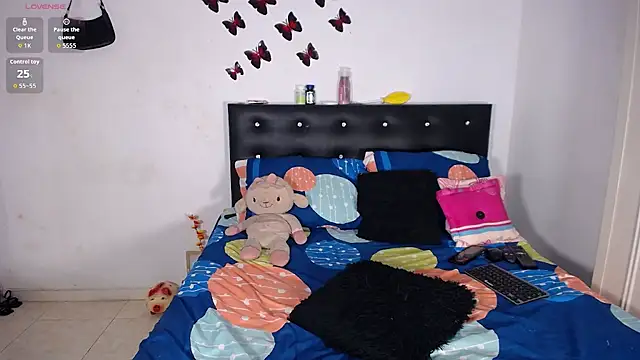 michelleoliver online show from November 6, 10:27 am