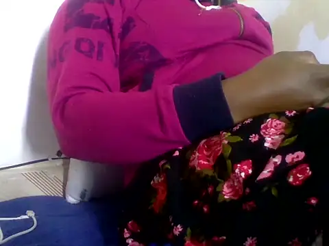 Hot-zeenah online show from October 5, 6:56 am