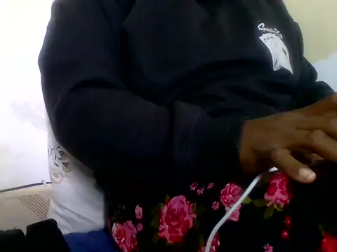 Hot-zeenah online show from October 25, 4:53 am