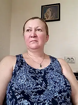 blondyaguar online show from December 6, 9:32 am