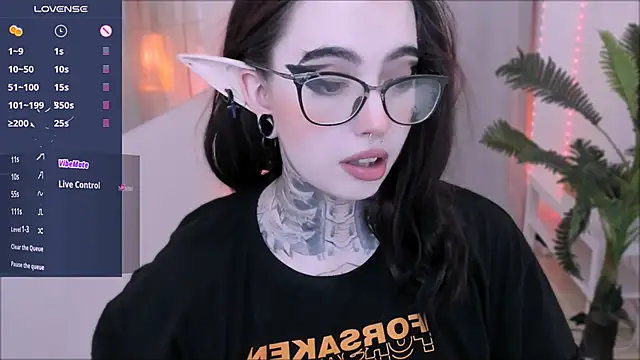 Dixi Pixi  online show from January 25, 5:40 am