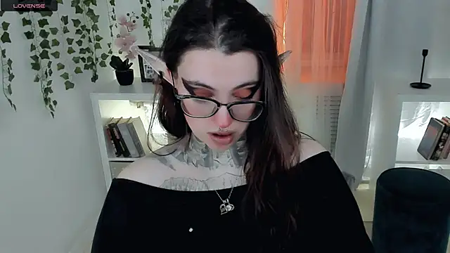 Dixi Pixi  online show from December 14, 5:46 am