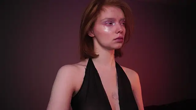 Snapshot of ginger_hugs chatting on February 12, 10:04 pm ginger hugs online show from February 12, 10:04 pm