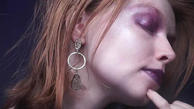 Snapshot of ginger_hugs chatting on February 27, 10:09 pm ginger hugs online show from February 27, 10:09 pm