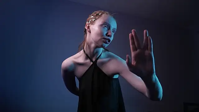 Snapshot of ginger_hugs chatting on March 21, 4:17 am ginger hugs online show from March 21, 4:17 am