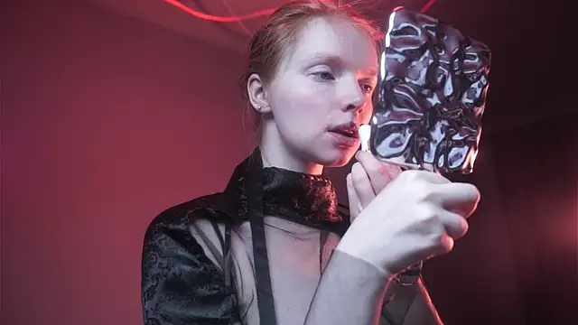 Snapshot of ginger_hugs chatting on October 2, 10:06 pm ginger hugs online show from October 2, 10:06 pm