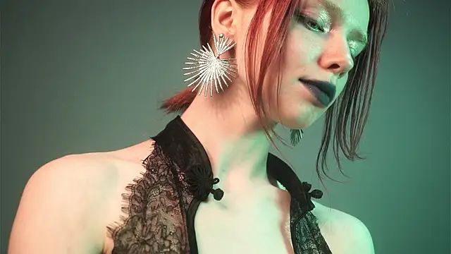 ginger hugs online show from June 11, 10:08 pm