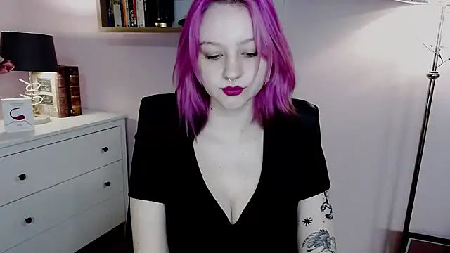 MadelineLust online show from January 19, 2:28 pm