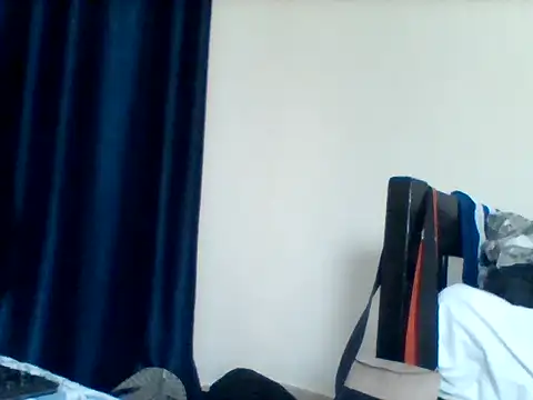 curvy natallie online show from October 9, 9:40 am