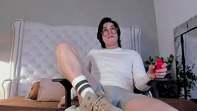 Karimferrer online show from December 5, 8:16 pm