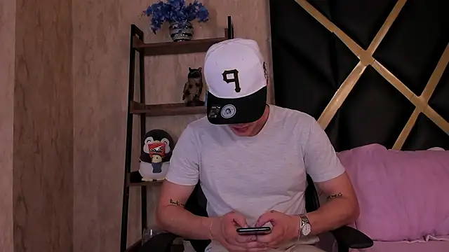 Karimferrer online show from March 25, 3:12 am