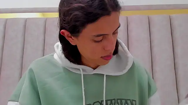 FreyaMoller online show from October 24, 6:26 pm