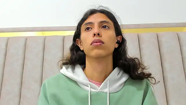 Snapshot of FreyaMoller chatting on March 18, 6:55 pm FreyaMoller online show from March 18, 6:55 pm