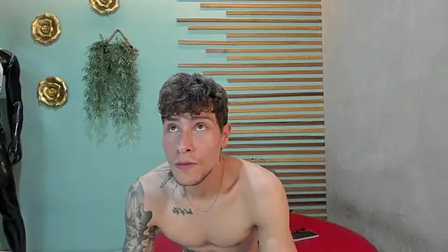 Snapshot of french_sexx chatting on November 3, 7:15 pm french sexx online show from November 3, 7:15 pm