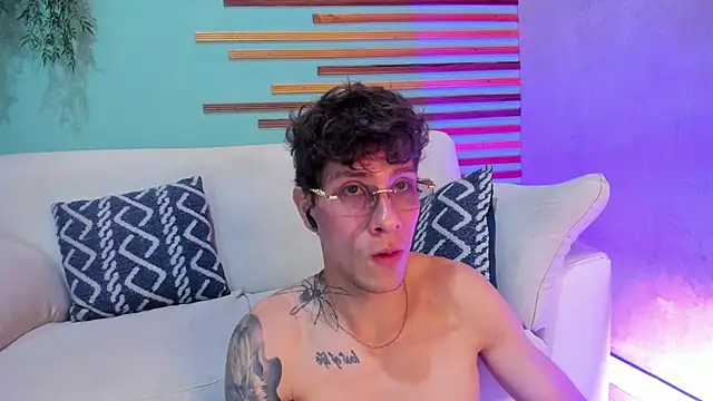 french sexx online show from November 28, 8:00 pm