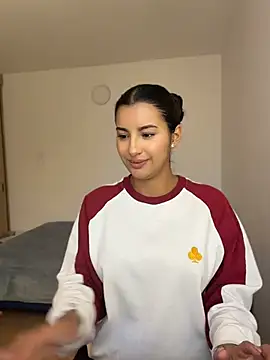Kimm khalifa online show from July 25, 9:34 pm