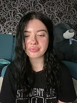 Kimi Ass online show from February 24, 8:14 pm