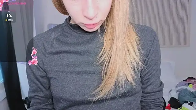 Snapshot of Elis_Fox chatting on February 15, 7:05 am Elis Fox online show from February 15, 7:05 am