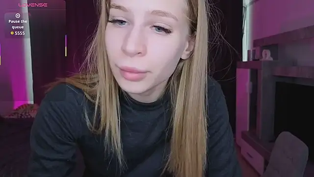 Snapshot of Elis_Fox chatting on March 17, 11:02 am Elis Fox online show from March 17, 11:02 am