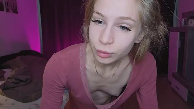 Snapshot of Elis_Fox chatting on March 22, 11:02 am Elis Fox online show from March 22, 11:02 am