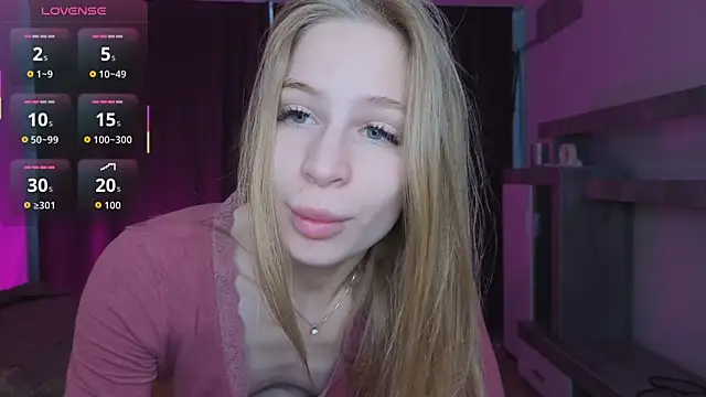 Snapshot of Elis_Fox chatting on March 24, 5:01 am Elis Fox online show from March 24, 5:01 am