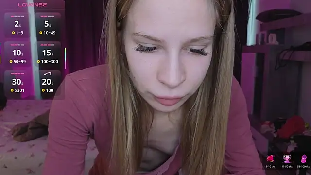 Snapshot of Elis_Fox chatting on April 12, 11:04 am Elis Fox online show from April 12, 11:04 am