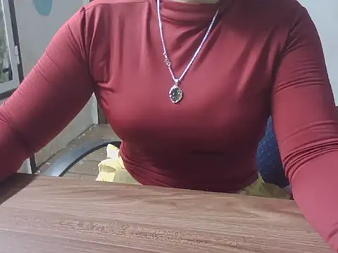 Snapshot of MaiHuong77 chatting on October 23, 12:37 pm MaiHuong77 online show from October 23, 12:37 pm