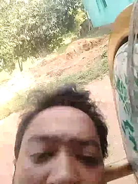 Snapshot of Young_couple143 chatting on October 26, 8:20 am Young couple143 online show from October 26, 8:20 am