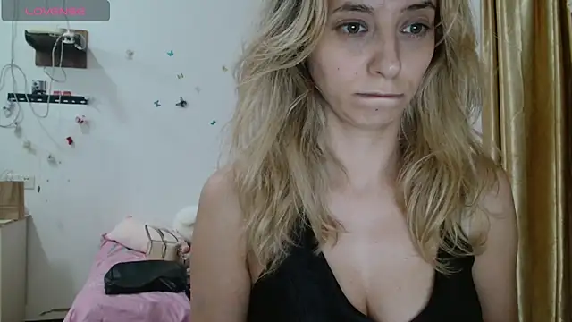 RexaRoberts online show from May 28, 3:31 pm