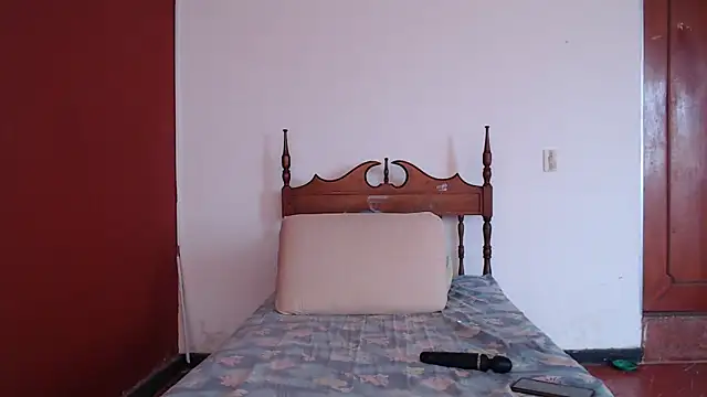 Snapshot of Freyja_eter chatting on September 28, 4:23 pm Freyja eter online show from September 28, 4:23 pm