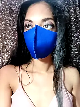 Snapshot of priyasexy1100 chatting on October 31, 11:22 am priyasexy1100 online show from October 31, 11:22 am