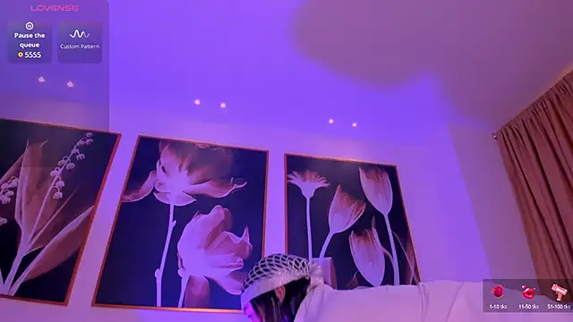 SamanthaConnor  online show from January 23, 10:11 pm