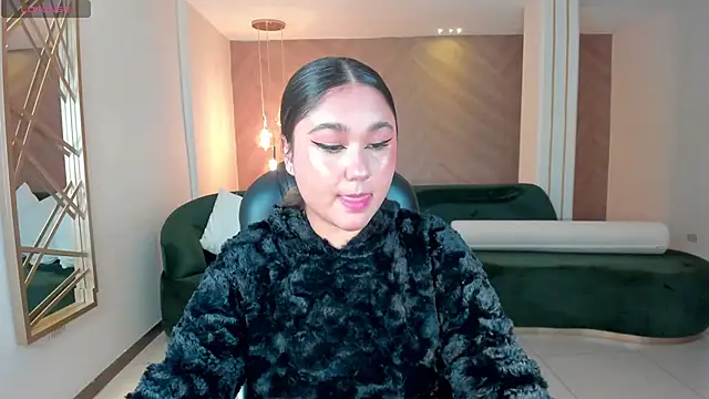 SamanthaConnor  online show from March 16, 10:33 am