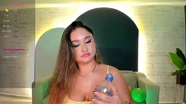SamanthaConnor  online show from March 17, 10:06 pm