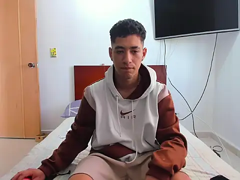 Snapshot of Chandler_ken chatting on November 19, 1:11 pm Chandler ken online show from November 19, 1:11 pm