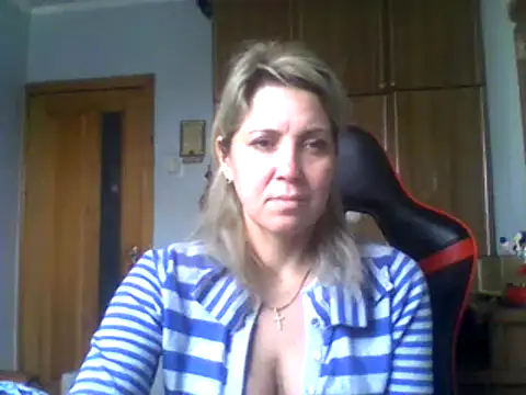 IrinaB1 online show from January 3, 7:16 am