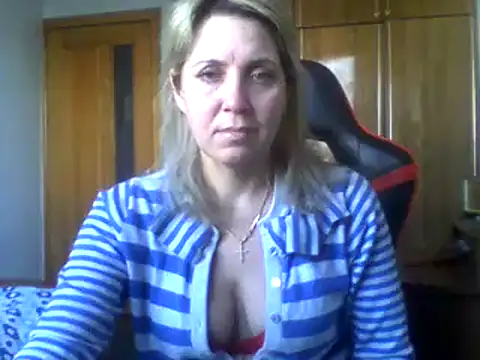 IrinaB1 online show from January 4, 8:49 am