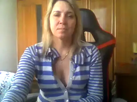 IrinaB1 online show from January 12, 12:01 pm
