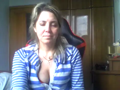 IrinaB1 online show from February 5, 1:00 pm