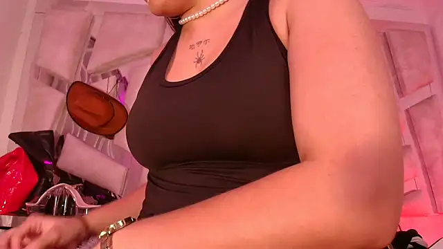 Susana hank2 online show from March 8, 8:23 pm