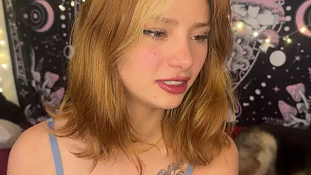 Snapshot of ari_kat chatting on June 26, 3:55 am ari kat online show from June 26, 3:55 am